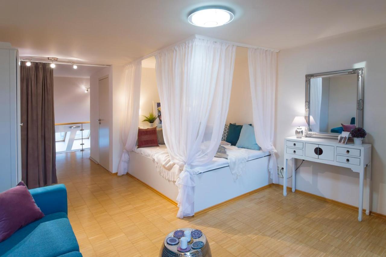 Modern Apartment Charvatova Praha Exteriér fotografie