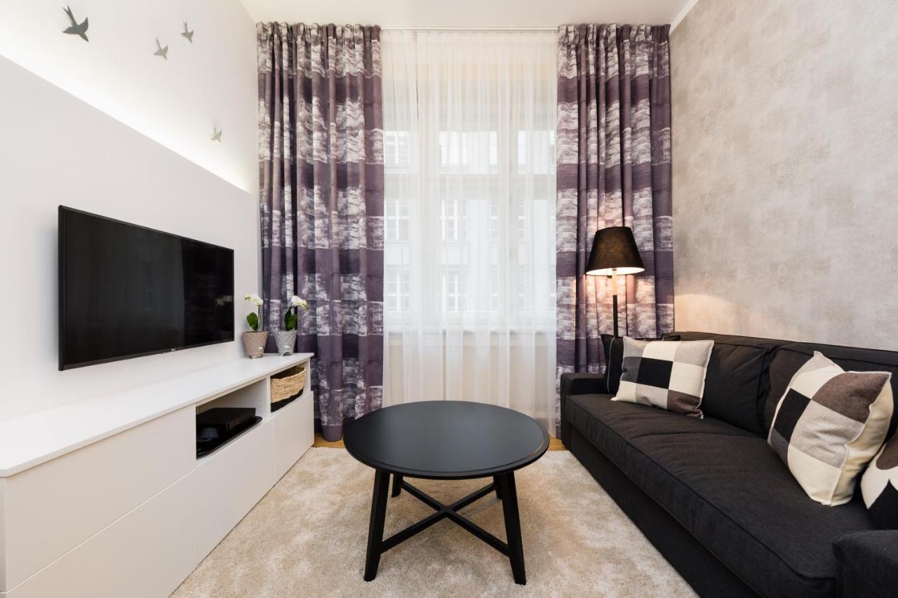 Modern Apartment Charvatova Praha Exteriér fotografie