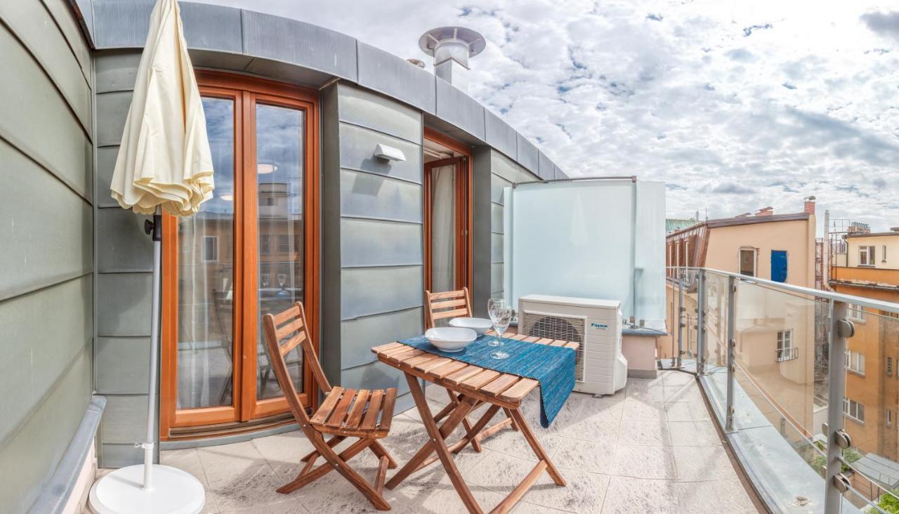 Modern Apartment Charvatova Praha Exteriér fotografie